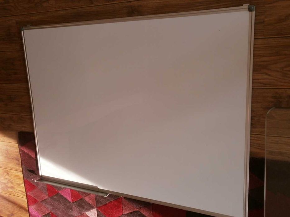 Качествена Бяла Магнитна Дъска 0.9х1.2м и Големи 1.2x1.8м