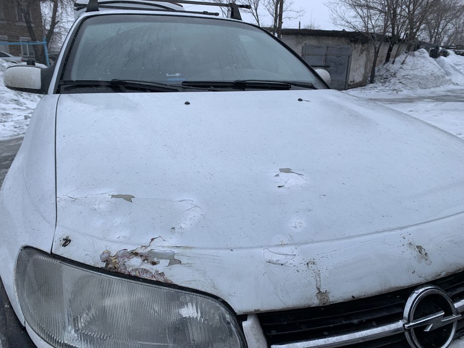 Капот Опель омега б