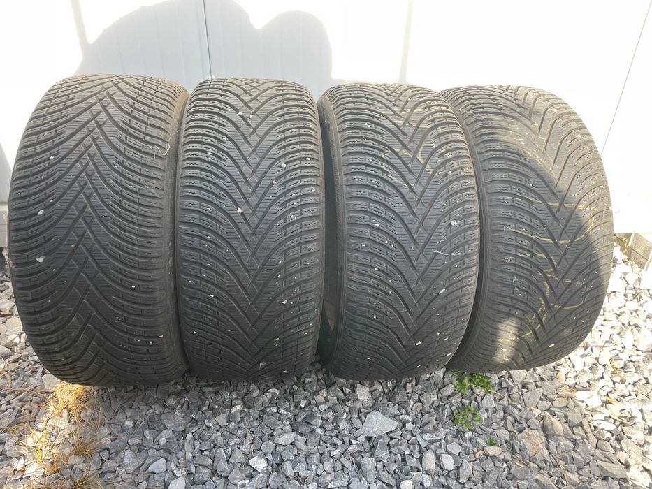 245/40/18 Зимни гуми Kleber Krisalp HP3 DOT2322 / Клебер Крисалп ХП3