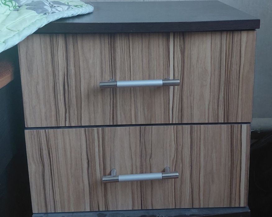 Продам спальный гарнитур