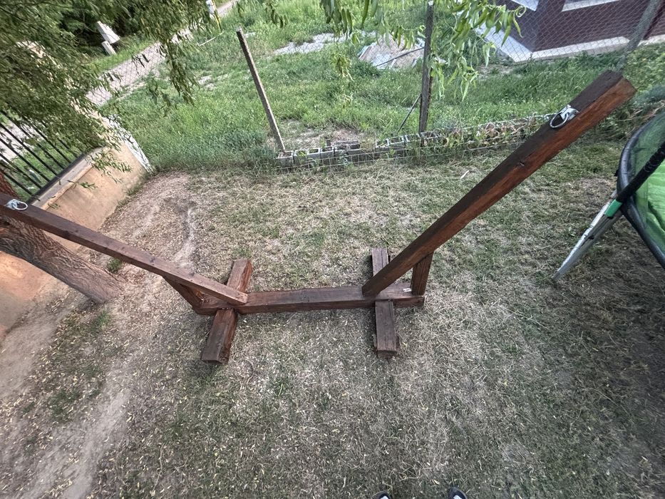 Realizez suport de hamac