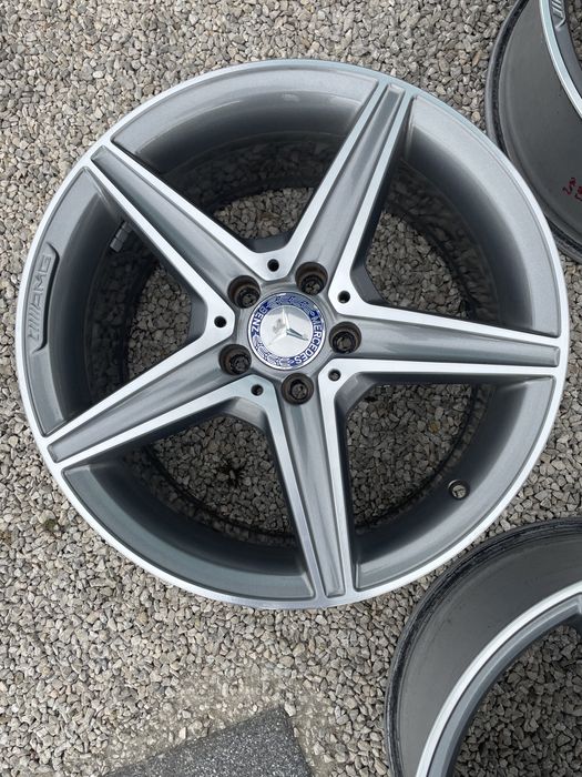 Оригинални джанти за мерцедес амг w205 18 цола в перфектно състояние