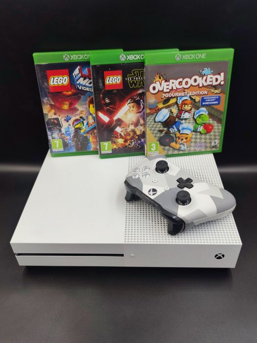 Xbox one S (3 jocuri fizice la alegere ) !
