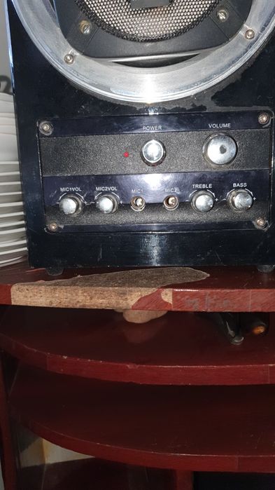 Колонки с встроенным усилителем