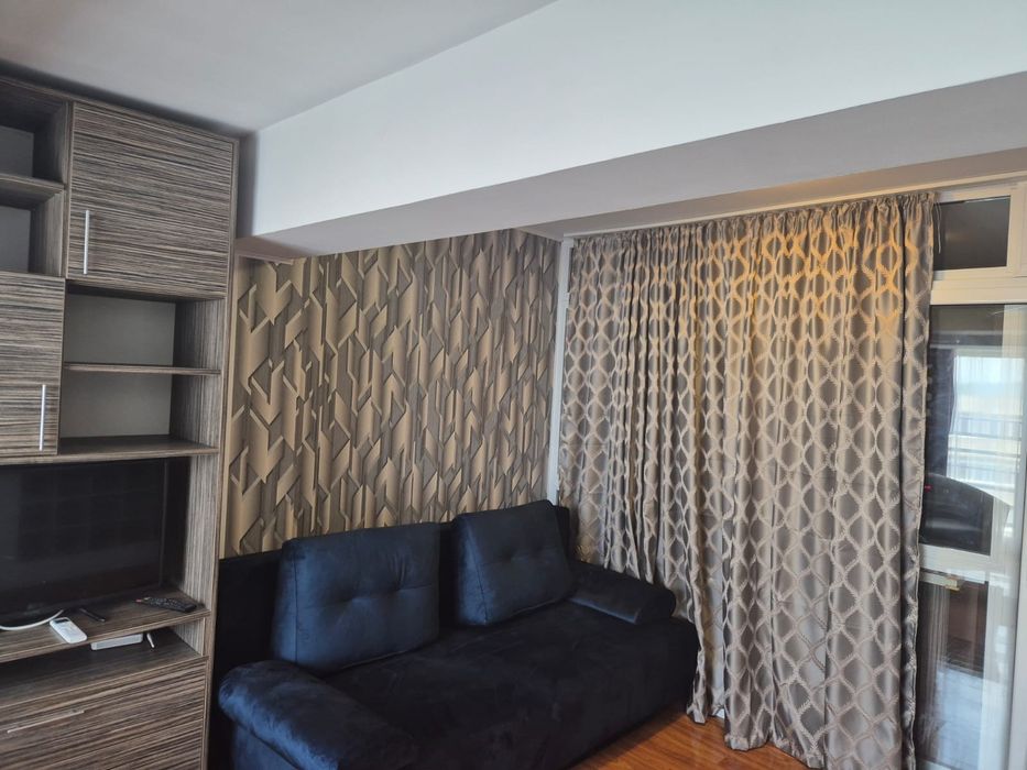 Caut colega de apartament