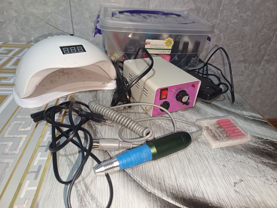 Инструмент монекюра