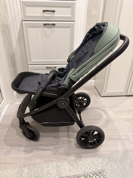 Продам б/у коляску Rant (только прогулочный блок, но имеется чехол)