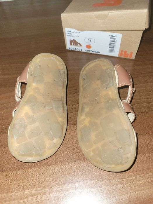 Pachet 2 perechi de sandale Bibi Afeto -  Verde 20 EU  & Camel 21 EU
