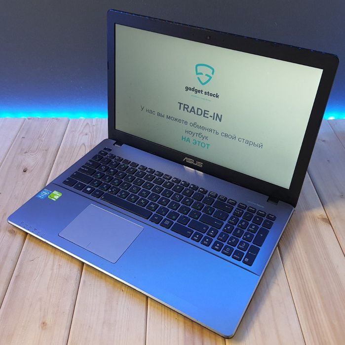 GTA 5 kotaradi igravoy nodbuk ASUS Radnoy