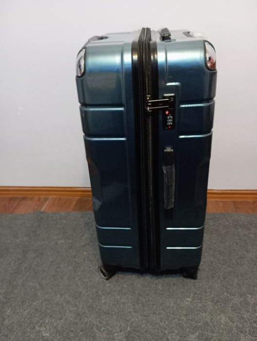 Чемодан Travel Gear большой