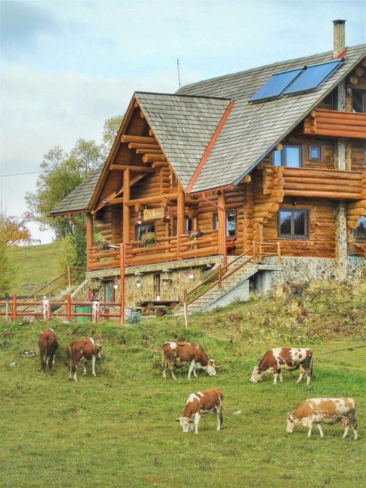 Inchiriez pensiune foarte frumoasă