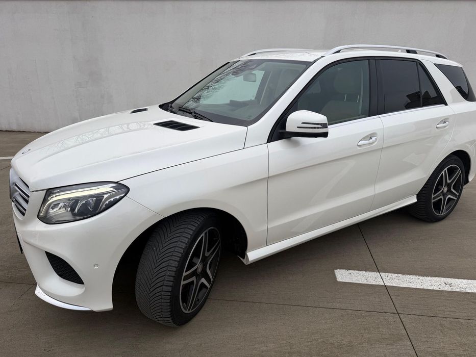 Mercedes-Benz GLE MERCEDES-BENZ - GLE 350d AMG Line 4Matic 9G-Tronic