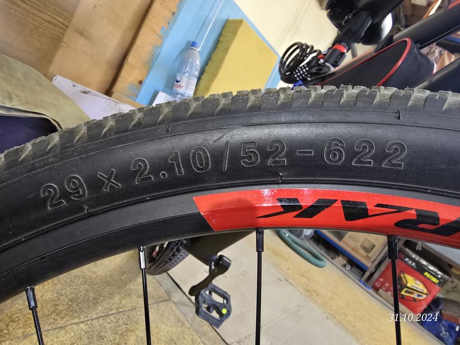 Покрышки 29" горного велосипеда