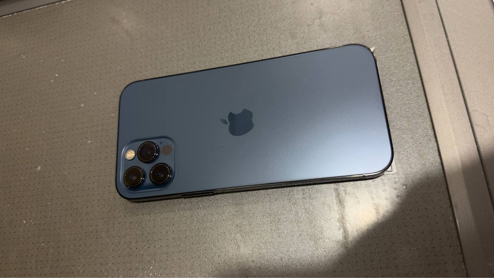 Iphone 12 pro 6/256gb