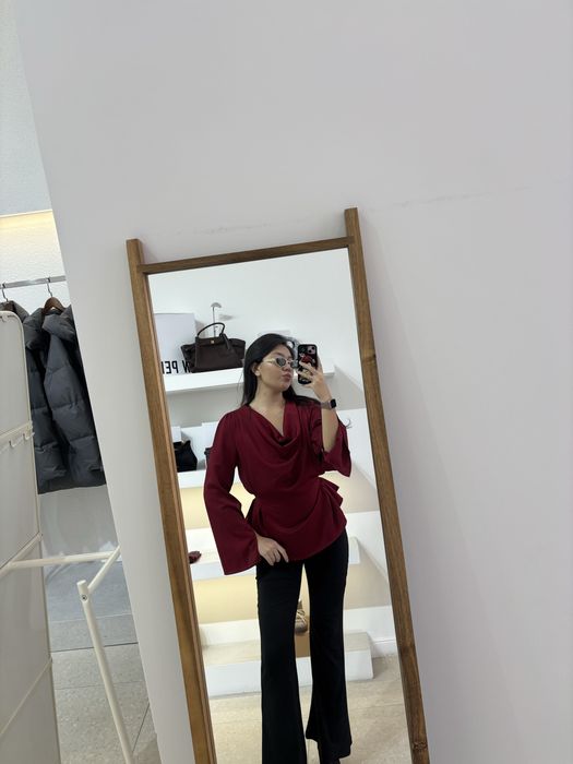 Женская атласная кофта