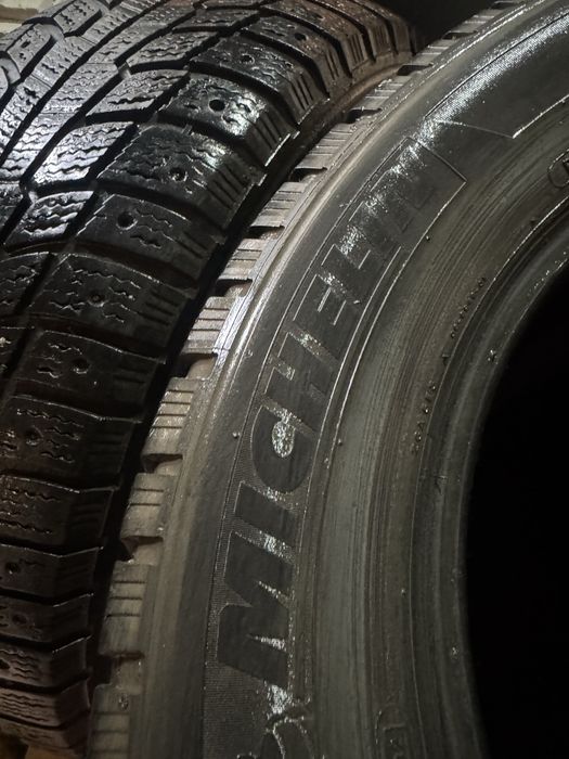 Продам зимнюю резину 235/60/17 Michelin