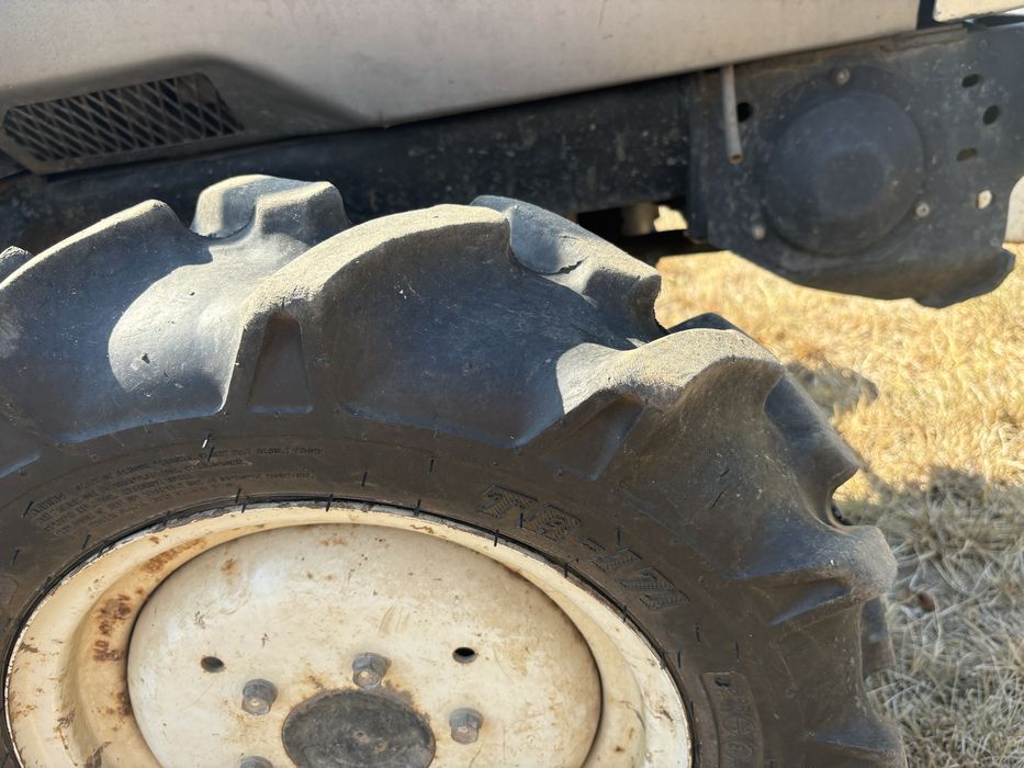 Продава се японски трактор SHIBAURA