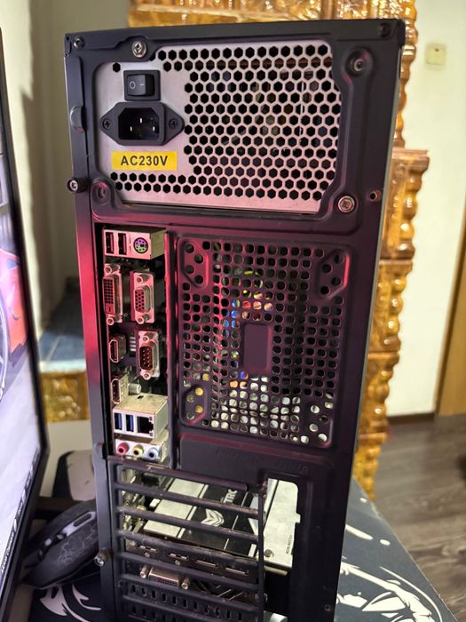 PC Gaming i5-7500 | Radeon RX 580 | Dual SSD (360GB Total)
