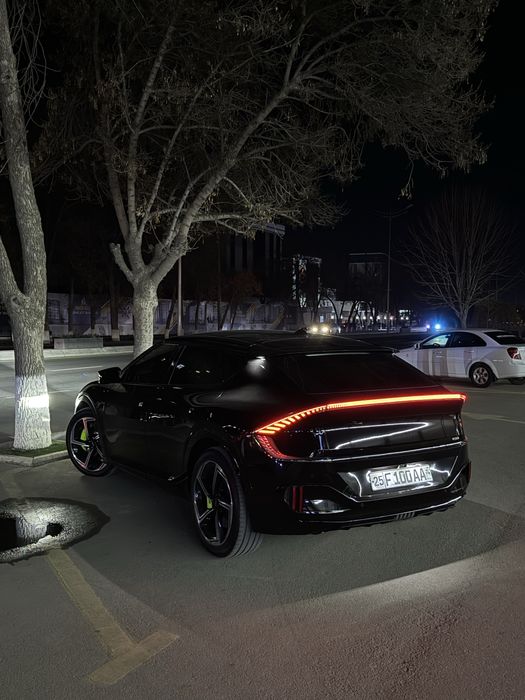 KIA EV6 GT - sport 3 sekund