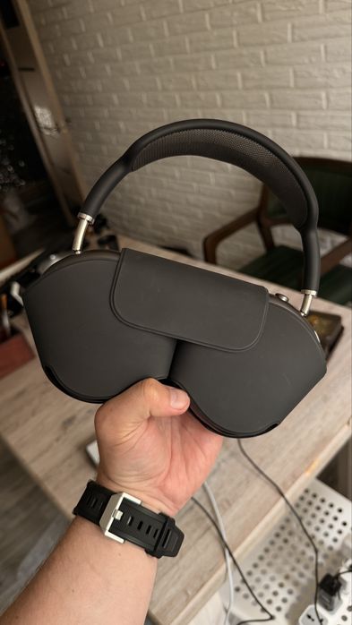 Airpods Max lightning