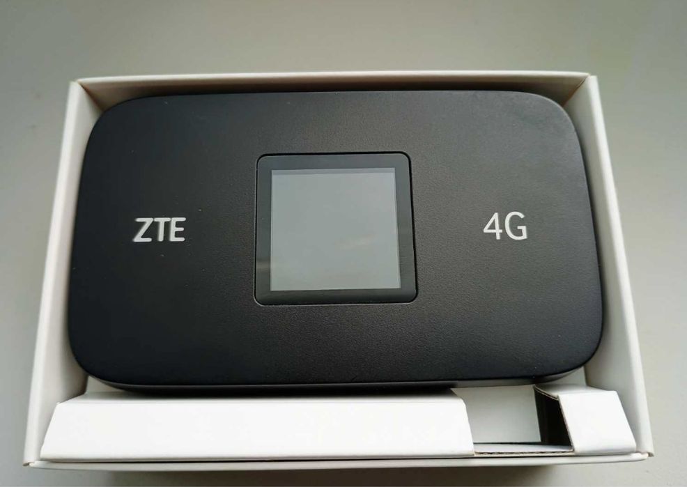 Мобилен рутер ZTE MF971RS (бисквитка)