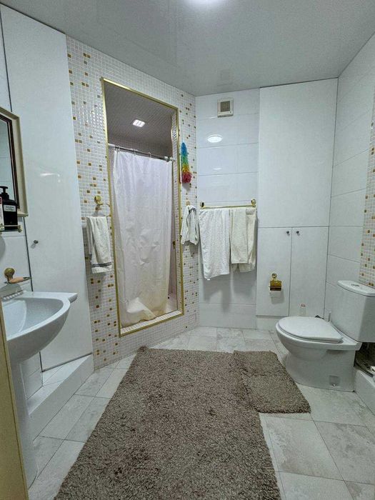 ПРОДАЕТСЯ 5/9/9 182м2 на: Паркентский