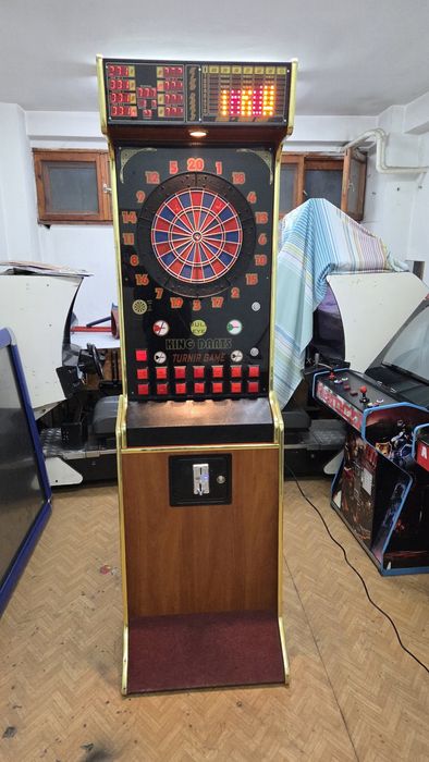 Продавам професионален  Дартс почти  нов.