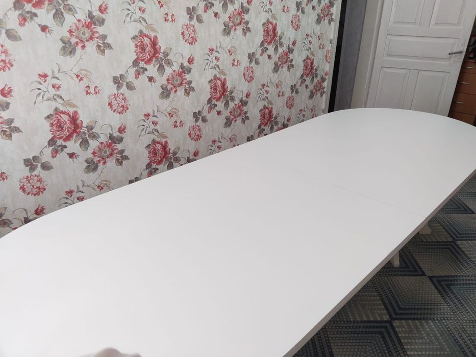 Продам большой стол