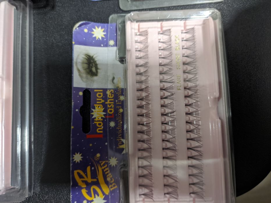 Ресницы накладные ,  клей для ресниц