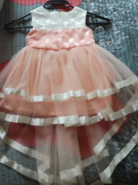 Рокличка за момиче