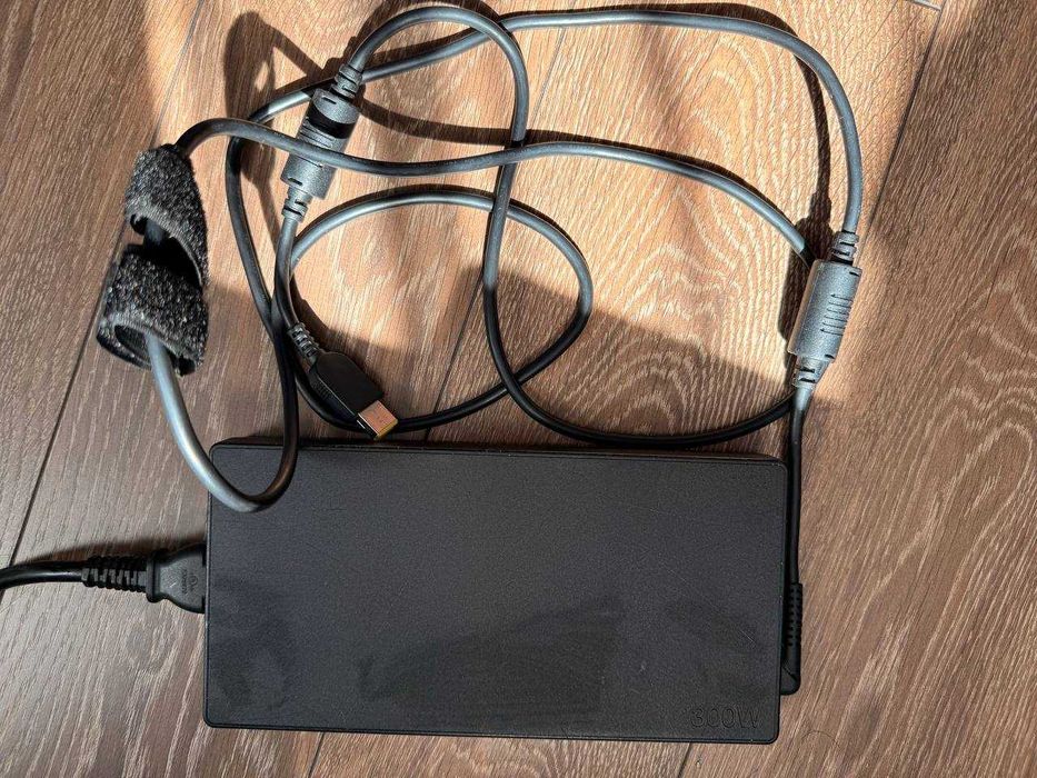 Лаптоп Lenovo Legion 16ACHg6, Ryzen 7 5800H , RTX 3070 , RAM 32GB, 1TB SSD , 2.5K 165Hz.