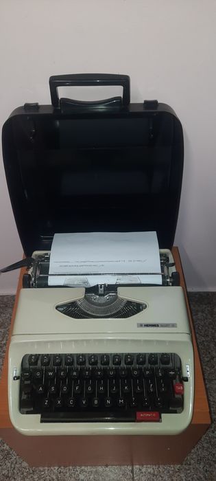 Mașină de scris Hermes Baby s impecabilă