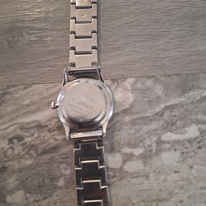 Ceas Quartz Gliter