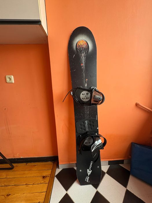 Сноуборд Dakine 154