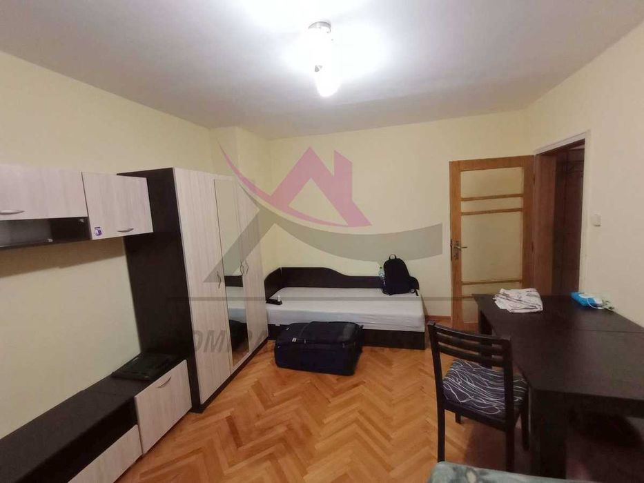 Дава се под наем Двустаен апартамент в Варна, Левски - 68 кв.м за 325 € - Снимка #2