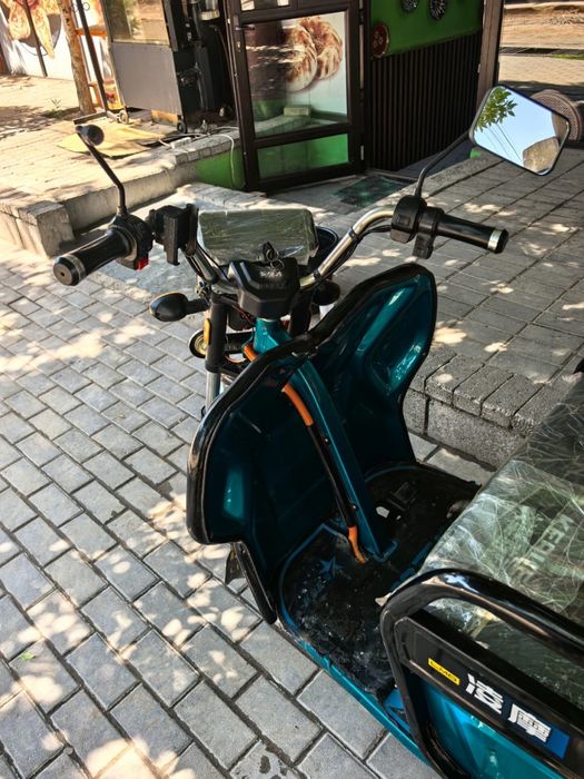 «Продаю электронный скутер б/у»