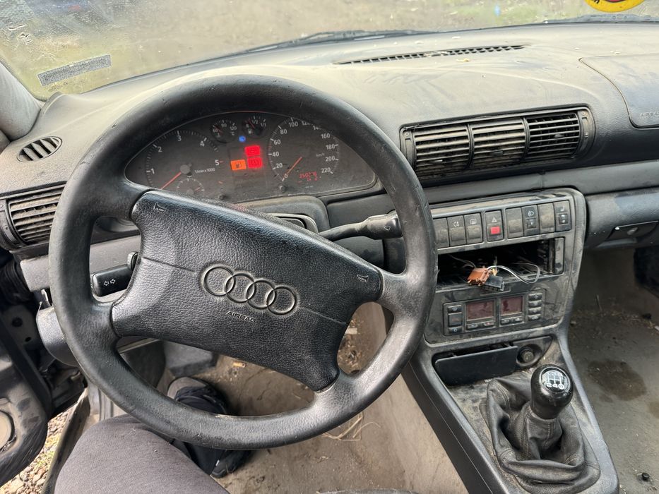 Ауди А4 1.9 дизел само на части