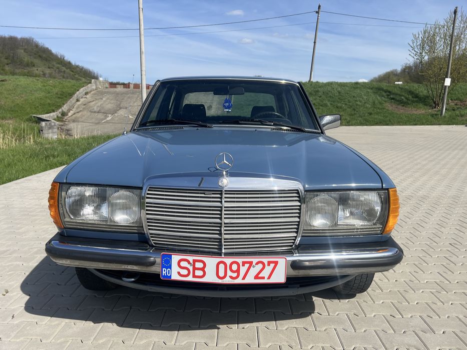 Mercedes W123 2.0D