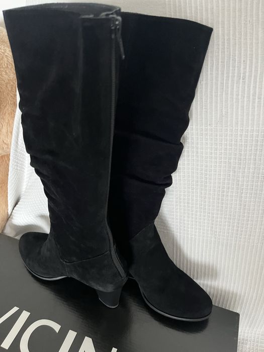Cisme Vicina piele noi