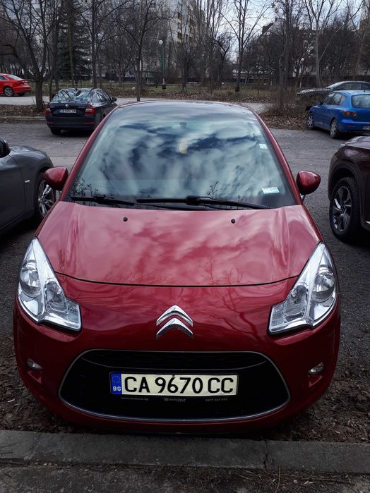Продавам СитроенC3 -110000км,запазен и много поддържан.