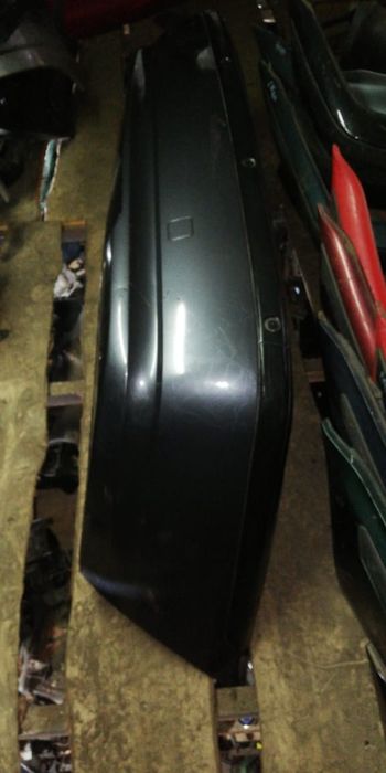 Бампер задний на BMW E46 из Германии.