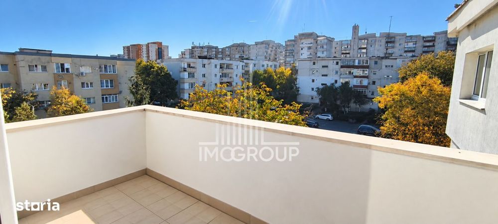 Apartament 3 camere de vanzare Brates