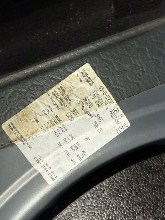 На части Seat Leon 1.6i 2007г bse, Хечбек