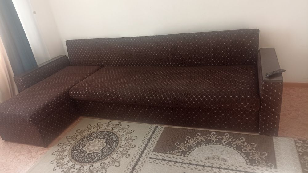 Продам угловой диван