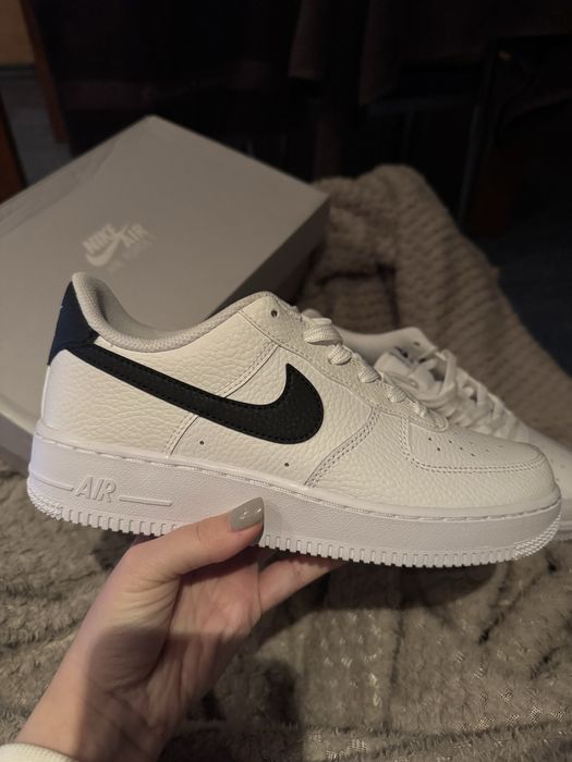 Nike Air force 1 ‘07 номер 40 бели чисто нови