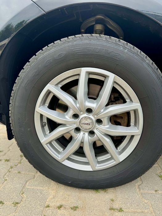 Vând Mercedes ML250