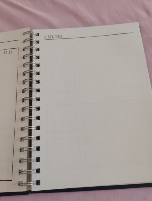 Vând bullet journal