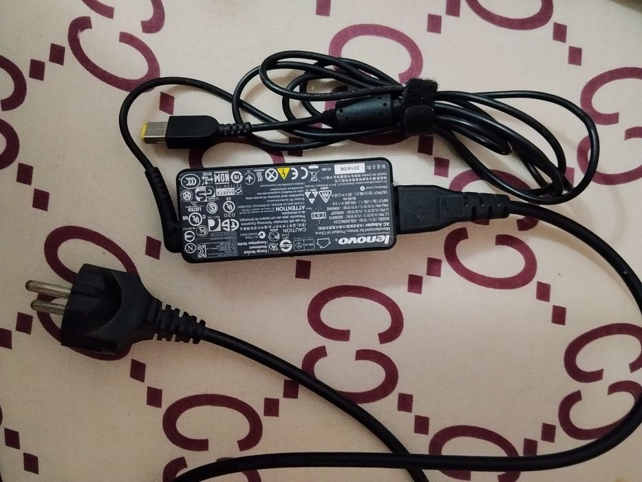 Office uchun Lenovo noutbuk