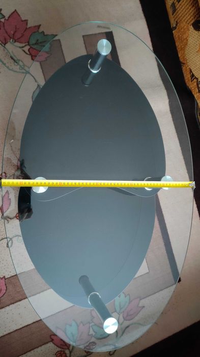 холна стъклена маса