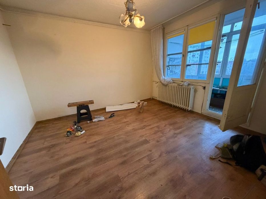 Apartament 4 Camere/ Berceni/ Parcare